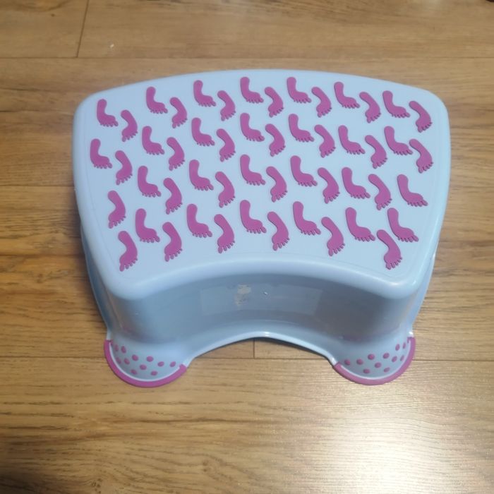 Гърнета и седалки