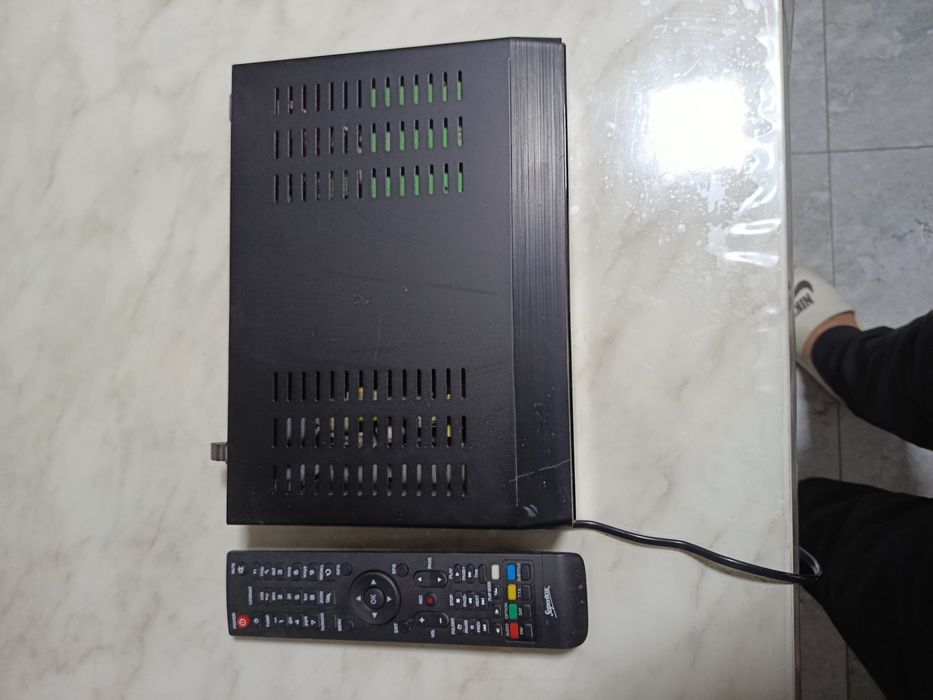 Тюнер для спутниковой антенны SuperBox