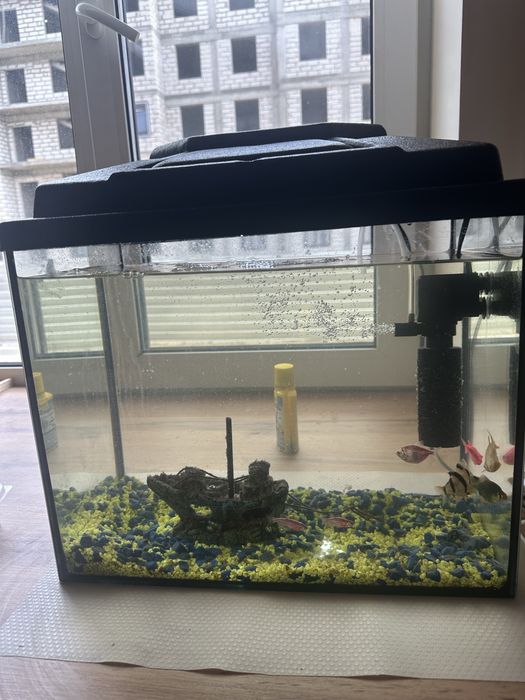 Продается аквариум в отличном состоянии