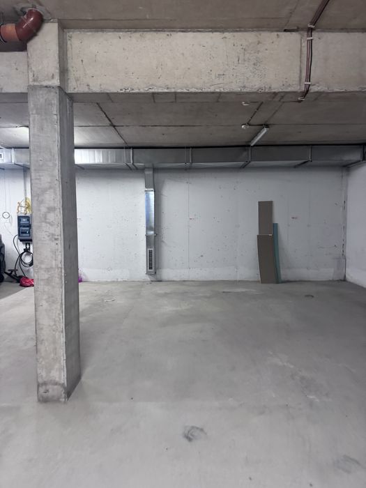 Дава се под наем Гараж / Паркомясто в София, Кръстова вада - 20 кв.м за 127.5 € - Снимка #2