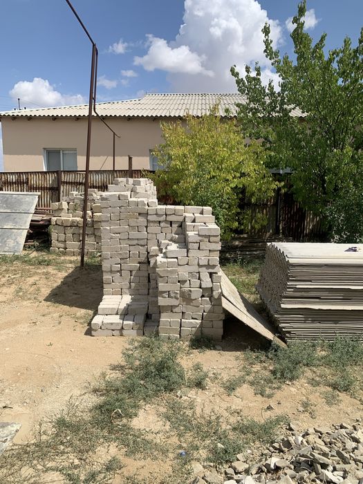 целекатный кирпич