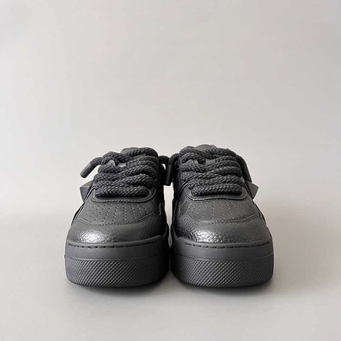 Валентино One Stud 38-ми номер - НАЛИЧНИ