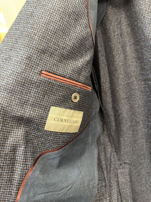 Пиджаки Corneliani 100% шерсть