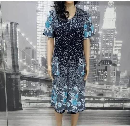 Продам женские вещи