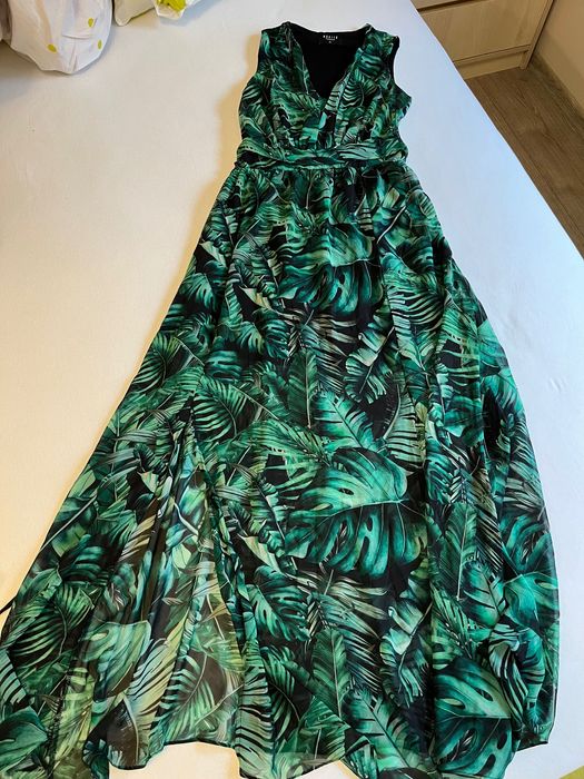 Rochie maxi, lunga cu model exotic floral