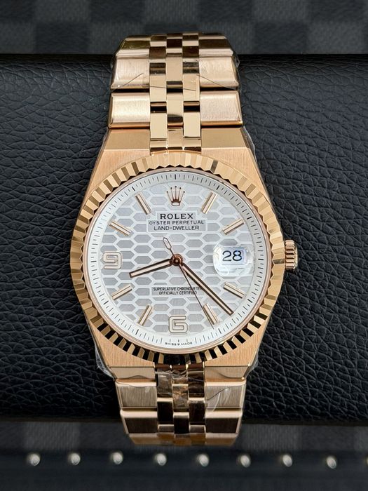 Rolex Land-Dweller Everose Gold  40mm
