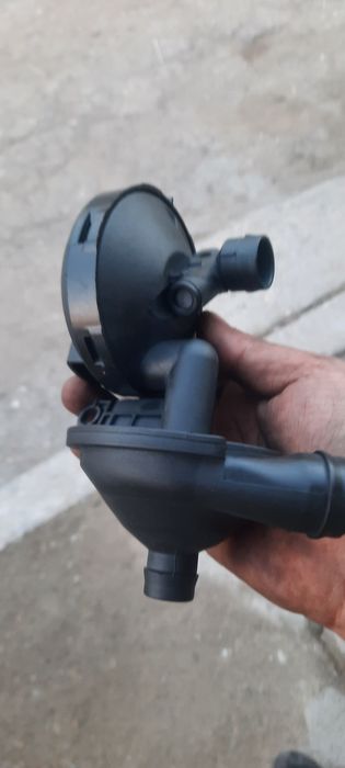 Клапан картерни газове бмв е39/е46