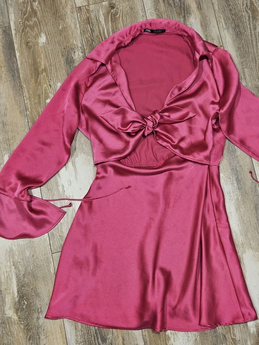 Рокля  ZARA / сатен