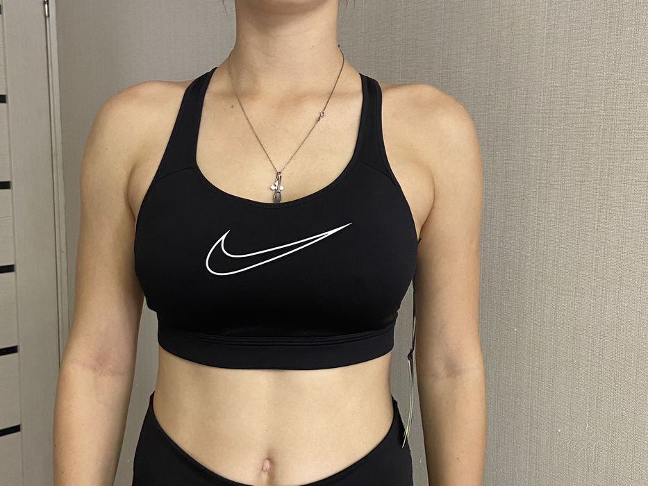 Распродажа одежды для фитнеса