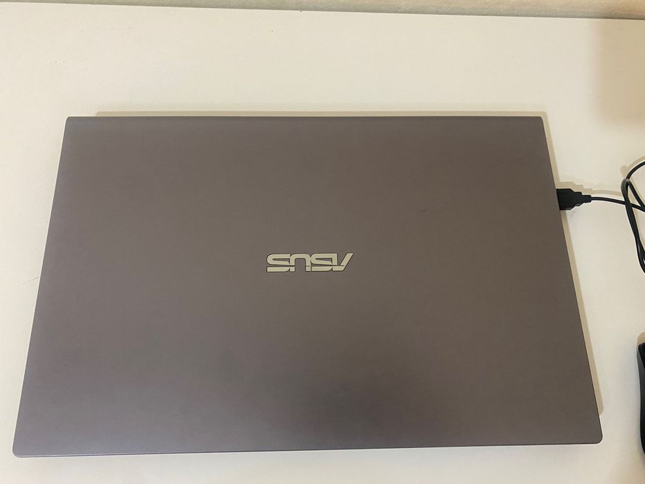 Ноутбук Asus/Продам срочно