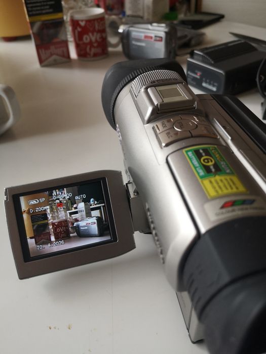 Дигитални видео камери MiniDV Panasonic и JVC
