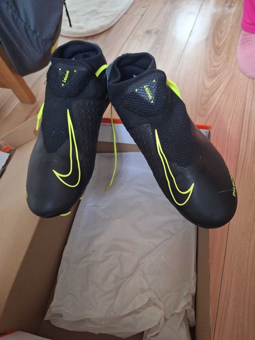 Бутонки найк 42.5 номер