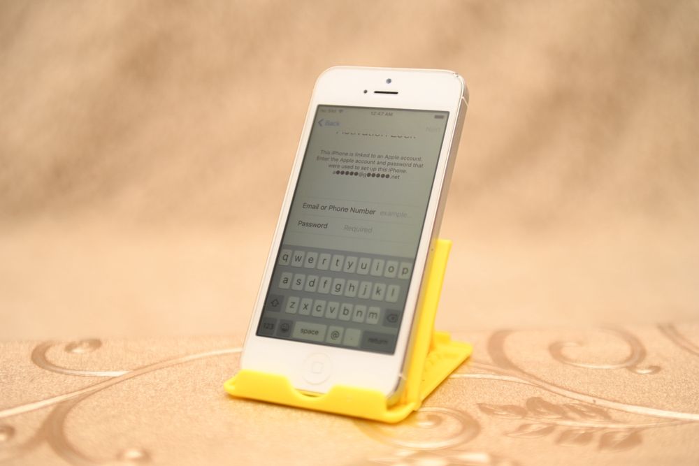 Iphone 5 и Iphone 3G