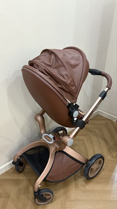 Коляска от Hot mom