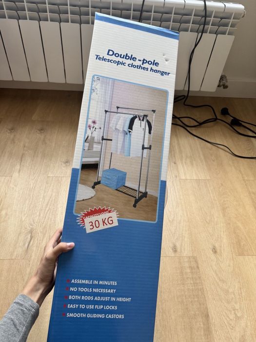 Двойная напольная вешалка