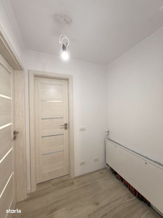Apartament cu 3 camere, decomandat, 65mp, etaj 1 - zona Dambovita