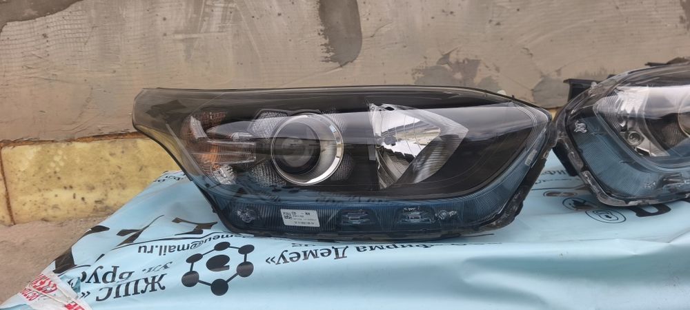 Фара Kia Ceed 92101J7051 Киа Сид 92102J7051