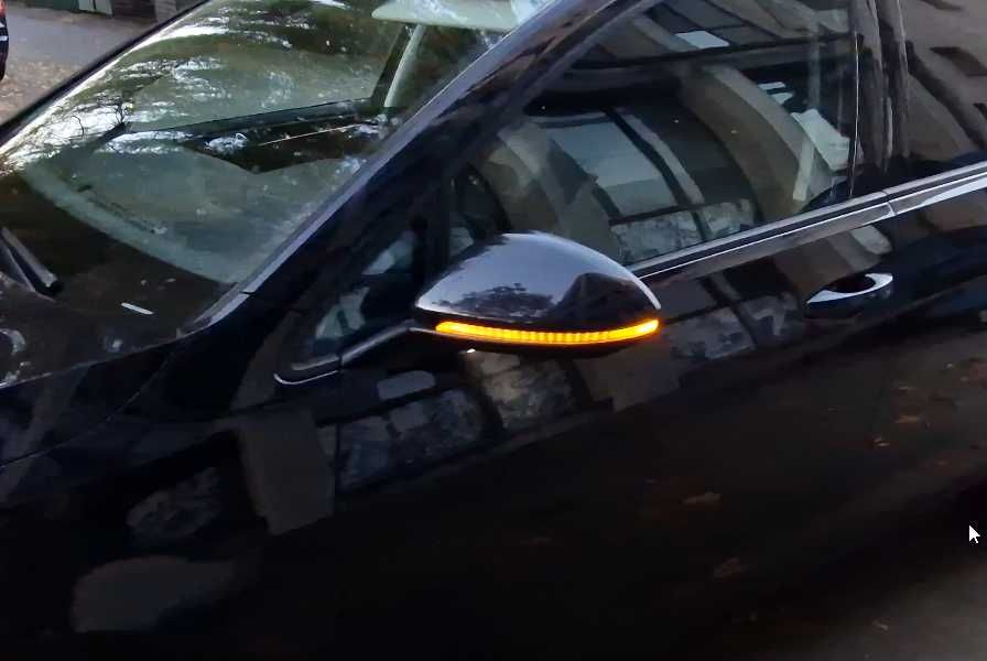 Set lampi originale semnalizare oglinda VW Golf 7 (5G0949101 si 2)