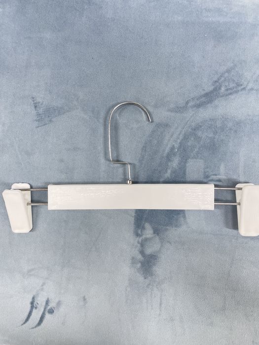 Вешалки для одежды