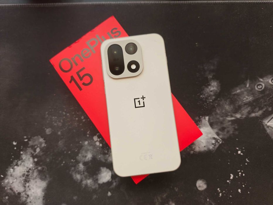 Смартфон OnePlus 15, 512GB/16GB, Sand Storm