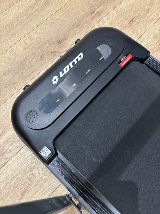 Smart бягаща пътека Easyrun 300