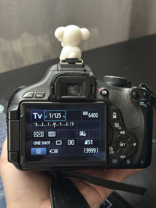 Камера canon 600D