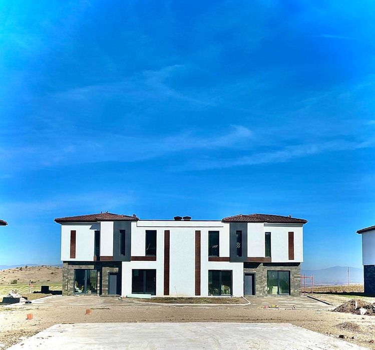 Продава се Къща в Банкя - 200 кв.м за 1600 €/кв.м - Снимка #3