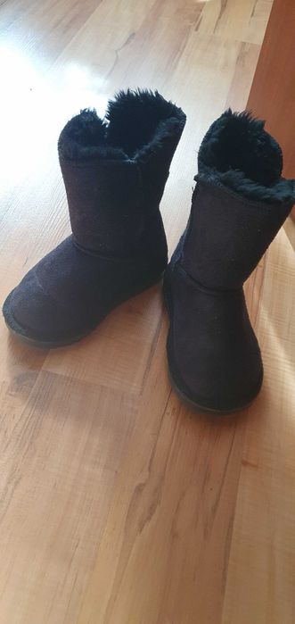 Cizme ugg,marimea 28