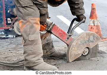Beton kesamiz.teshamiz.buzamiz