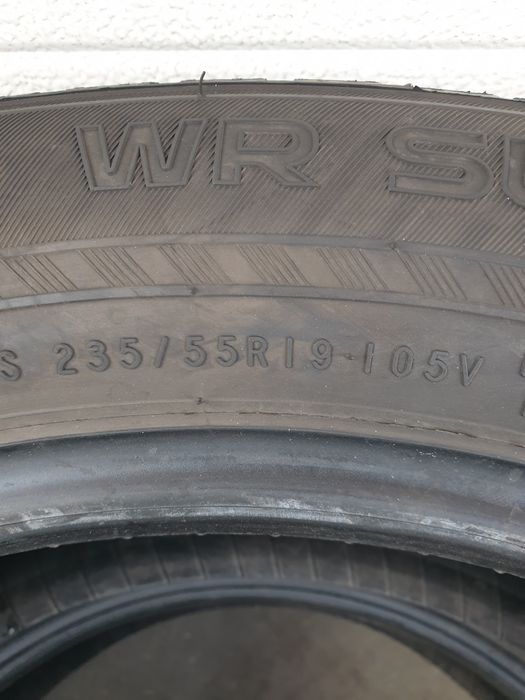 Зимни гуми 2 броя NOKIAN WR Suv4 235 55 R19 дот 1819