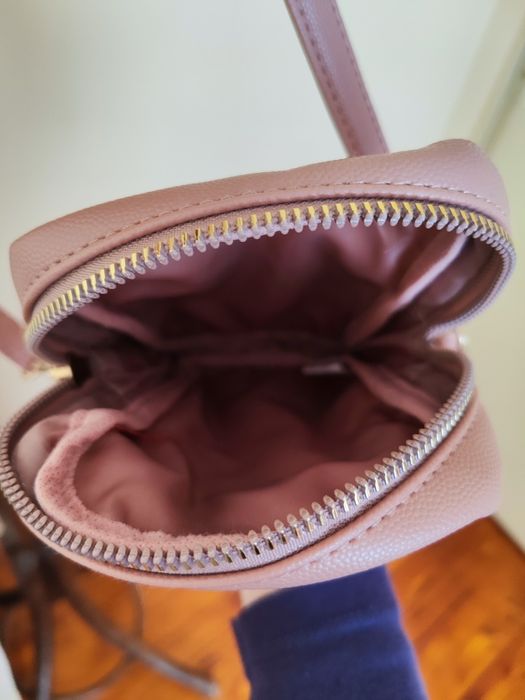 Чантичка за телефон и портмоне