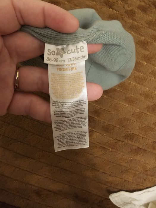 Căciulițe băieți 1–2 ani – călduroase, protecție gât