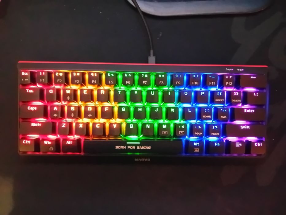 Геймарска механична RGB клавиатура Marvo KG962!