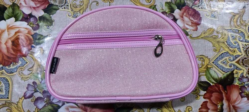 Сумки вместительные