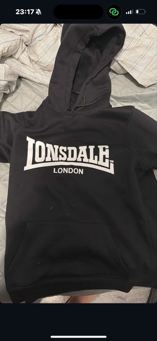 Екип на Lonsdale