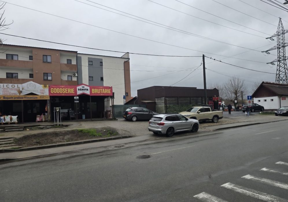 Inchiriez spatiu comercial  1 Mai