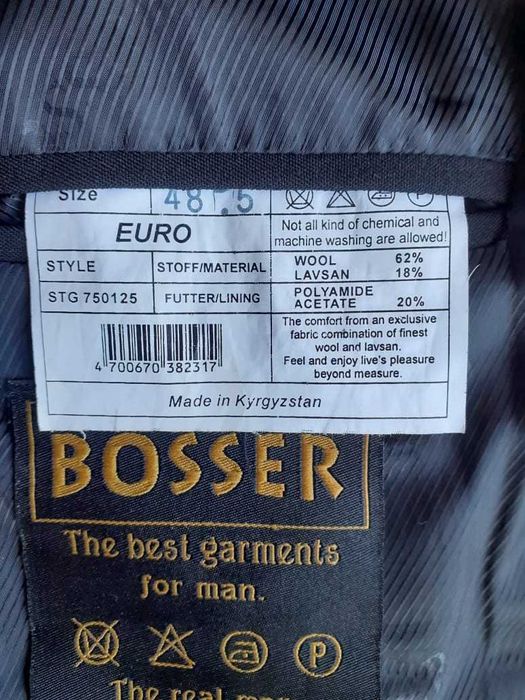 Продам костюм тройку