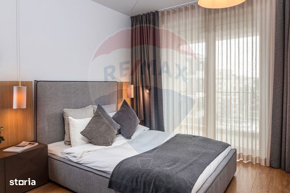 Apartament cu 3 camere de închiriat Pietonala Coresi