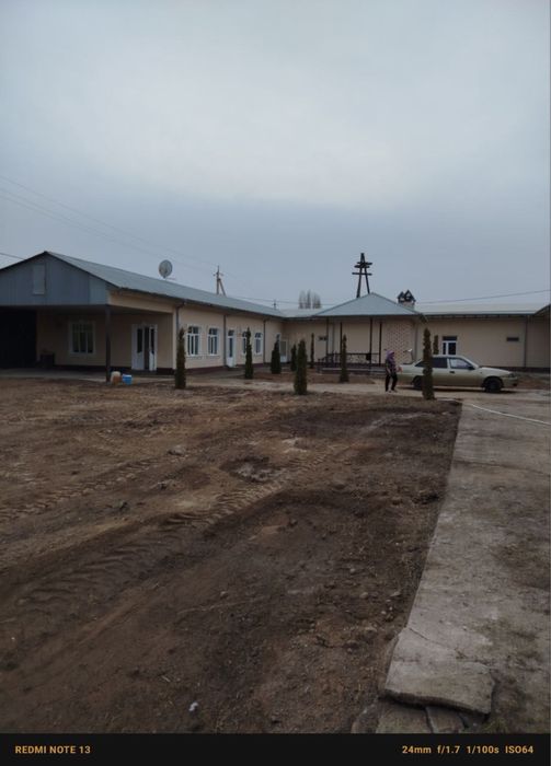 Сдается в аренду участок со складами
