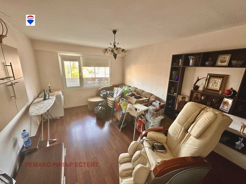 Тристаен апартамент за продажба в центъра на гр. Русе