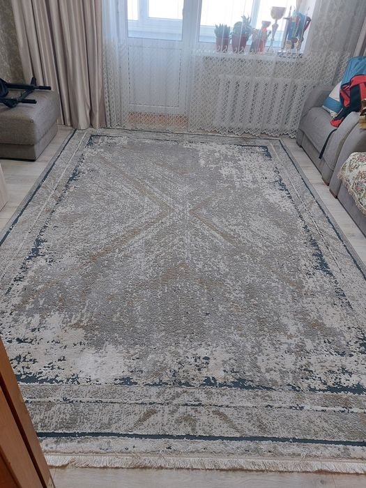 Продам Ковёр ...