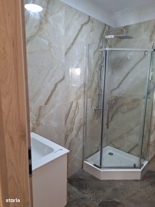 Casă 3 camere/Parter/COM.BERCENI/COMISION 0%