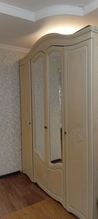 Продам шкаф для спальни