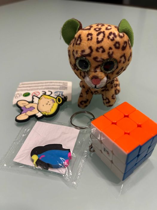 Куп момичешки аксесоари