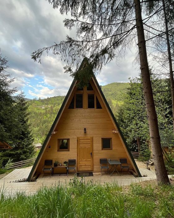 Vand cabane din lemn