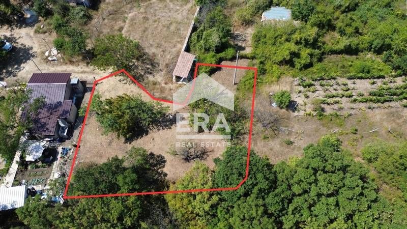 Ексклузивен урегулиран поземлен имот за продажба, в м-т Манастирски ри