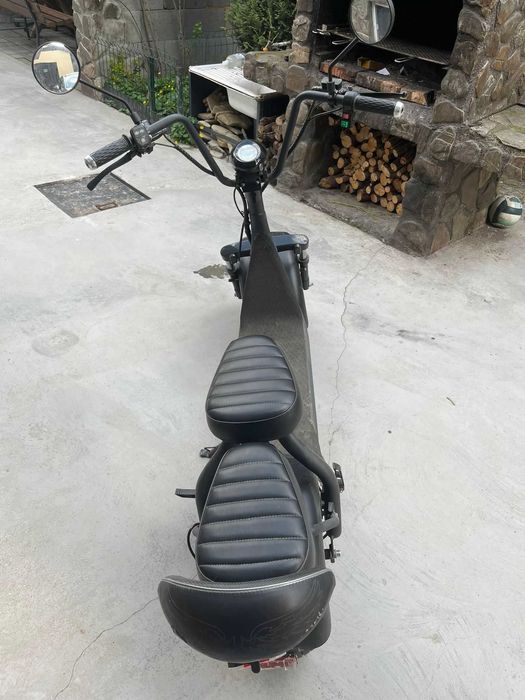 VÂND scuter electric