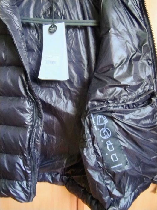Vesta Canada Goose