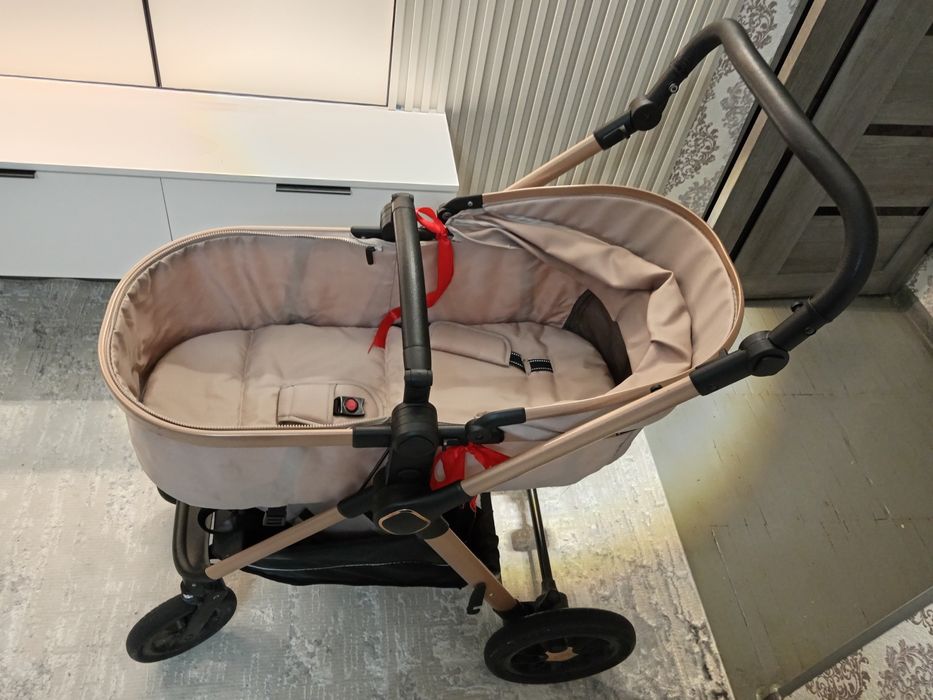 Коляска kidilo d9