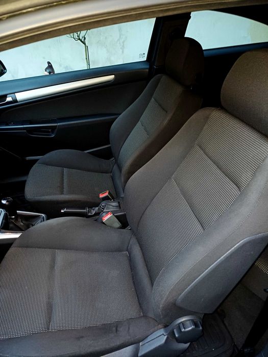 Autoturisme opel astra